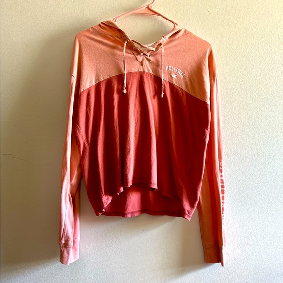 Super cute hollister beach long sleeve cover up for the summer! - Picture 1 of 2